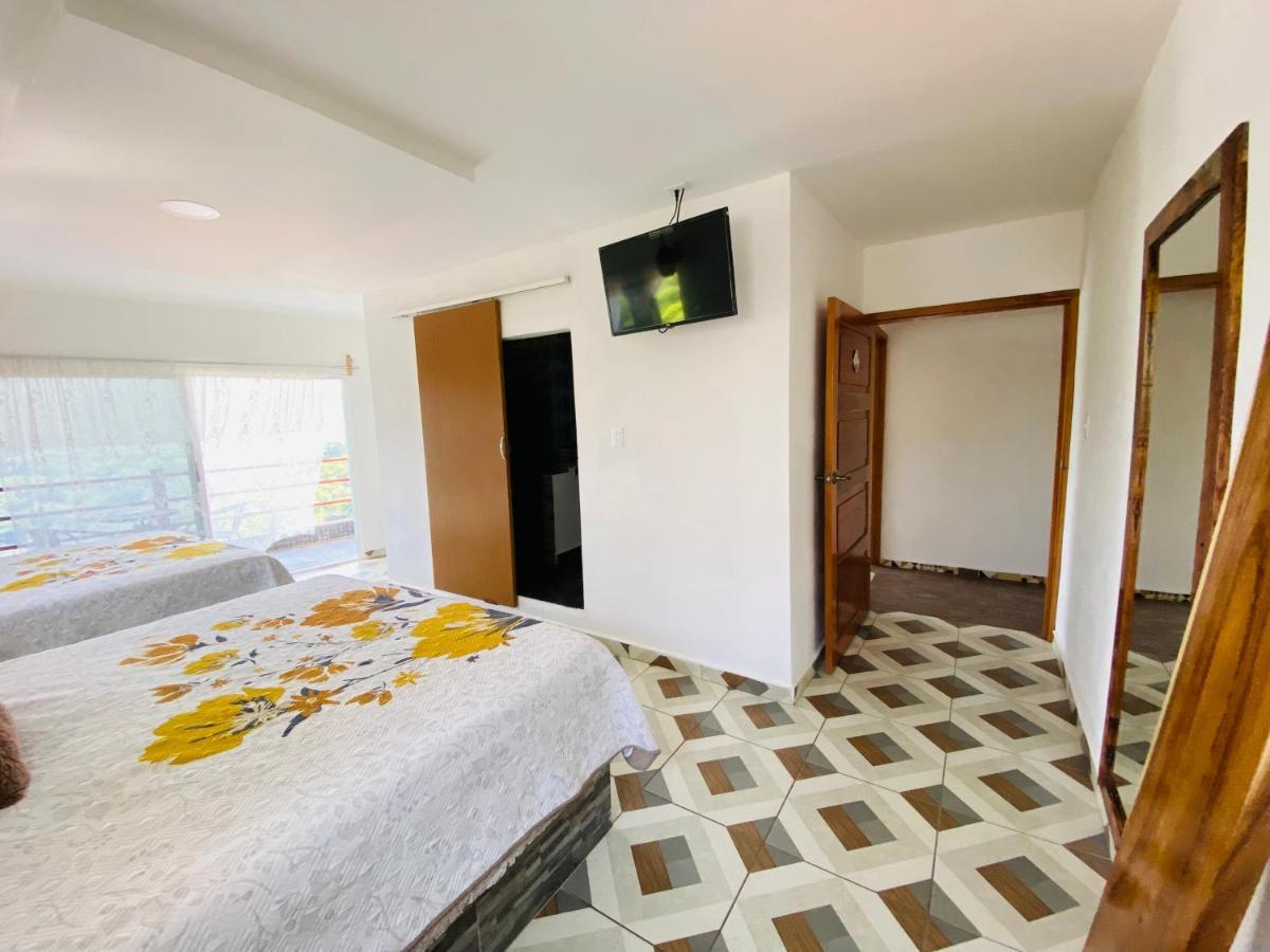 K&M Hotel Xilitla ภายนอก รูปภาพ