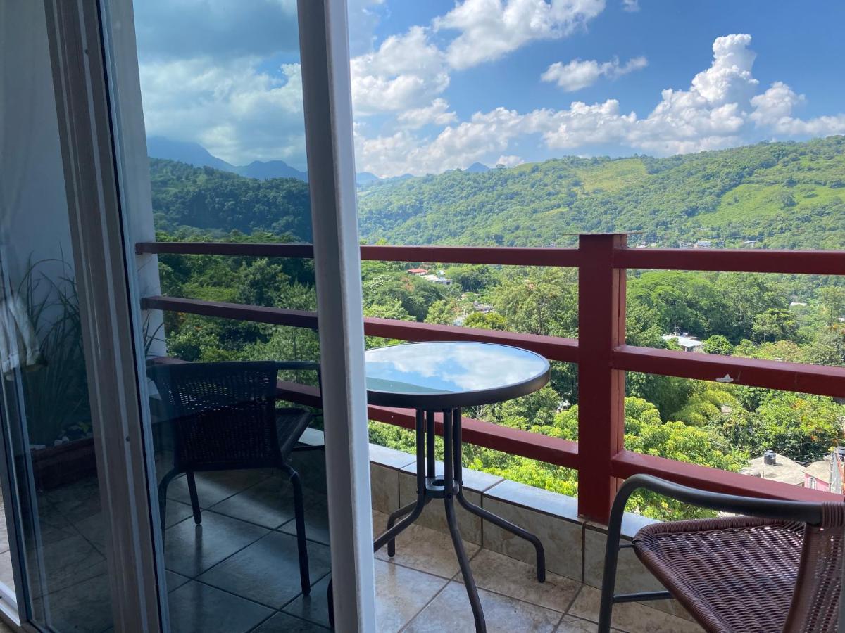 K&M Hotel Xilitla ภายนอก รูปภาพ